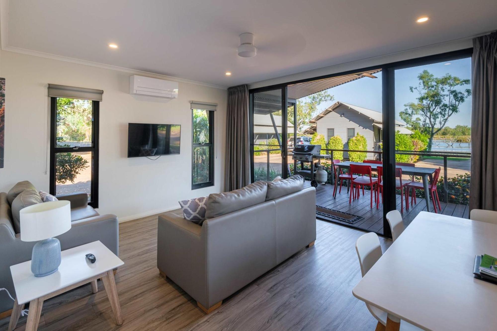 Kimberleyland Waterfront Holiday Park Kununurra Ngoại thất bức ảnh