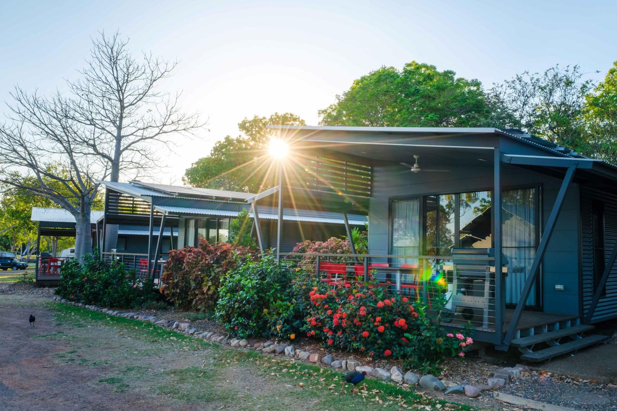 Kimberleyland Waterfront Holiday Park Kununurra Ngoại thất bức ảnh